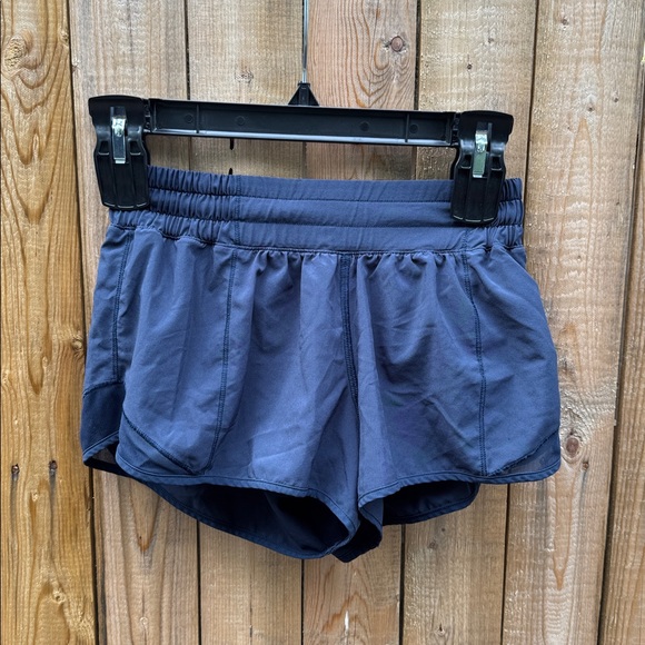 Lululemon hotty hot Deep Blue Shorts - Picture 1 of 5